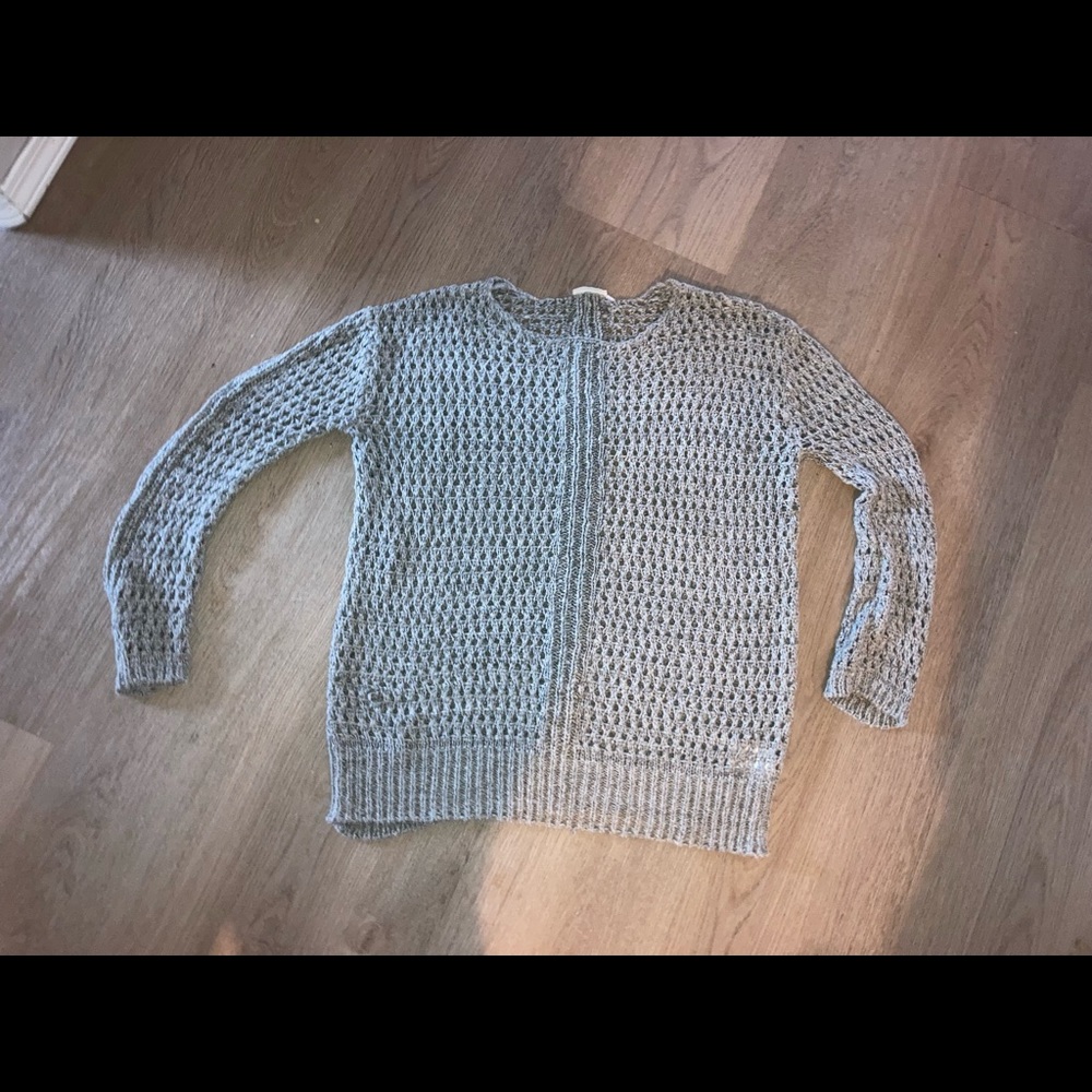 Peppercorn Gray Knit Sweater (L)